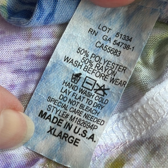 Nally&Millie USA Women’s Short Sleeve Top Burn Out Watercolor Floral Print XL - Picture 8 of 8